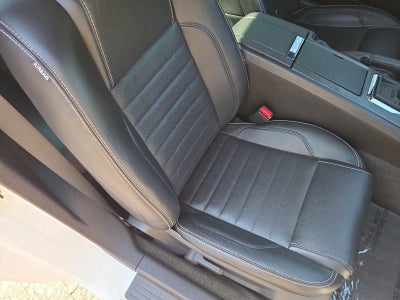 2014 Ford Mustang 2dr Cpe V6