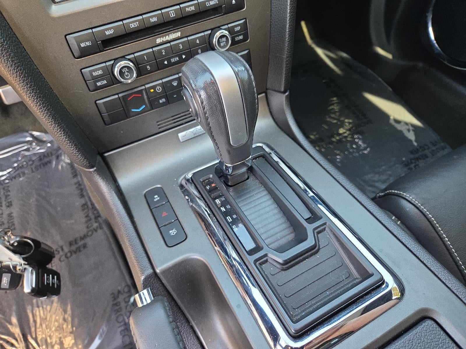 2014 Ford Mustang 2dr Cpe V6