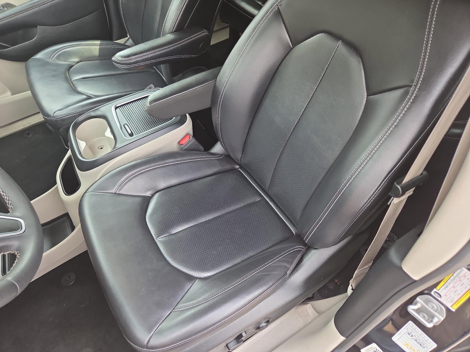 2023 Chrysler Pacifica Touring L FWD