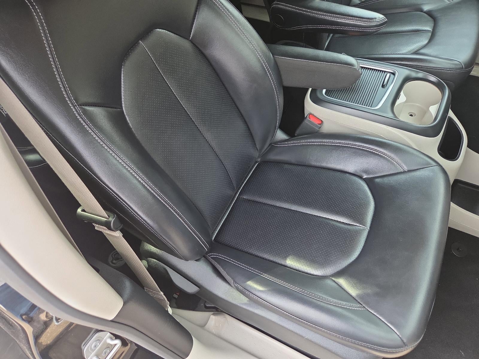 2023 Chrysler Pacifica Touring L FWD