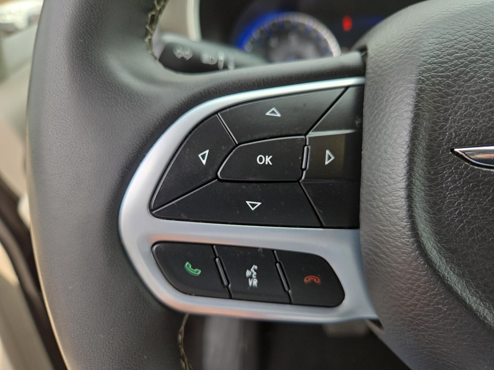 2023 Chrysler Pacifica Touring L FWD