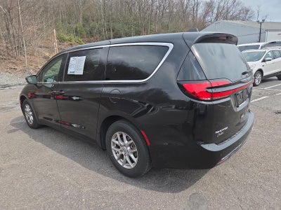 2023 Chrysler Pacifica Touring L FWD