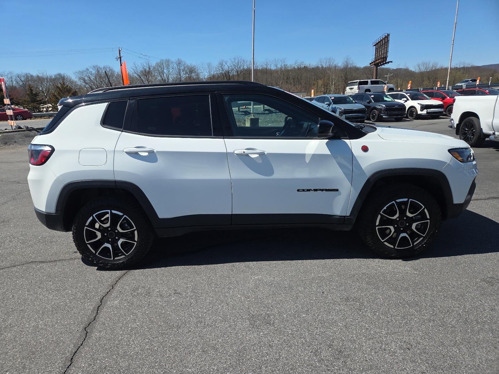 2025 Jeep Compass Trailhawk 4x4