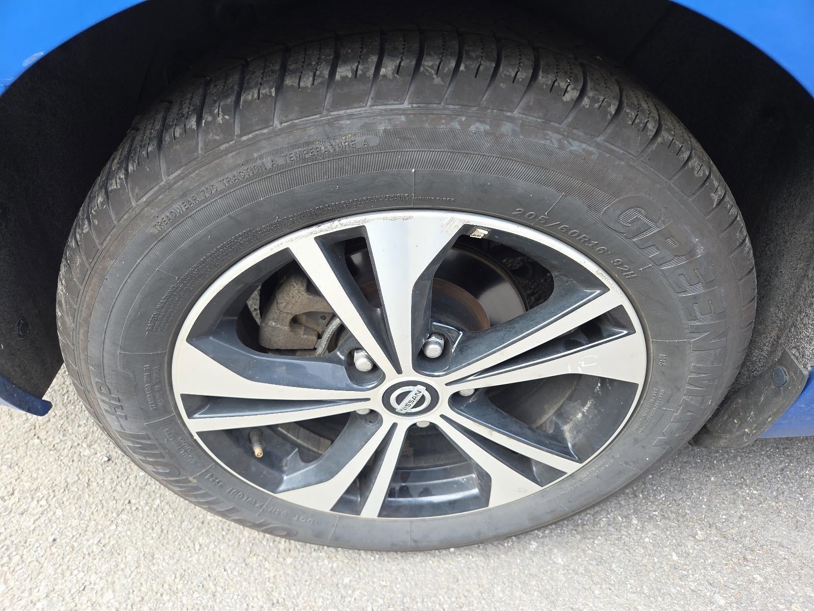 2023 Nissan Sentra SV CVT