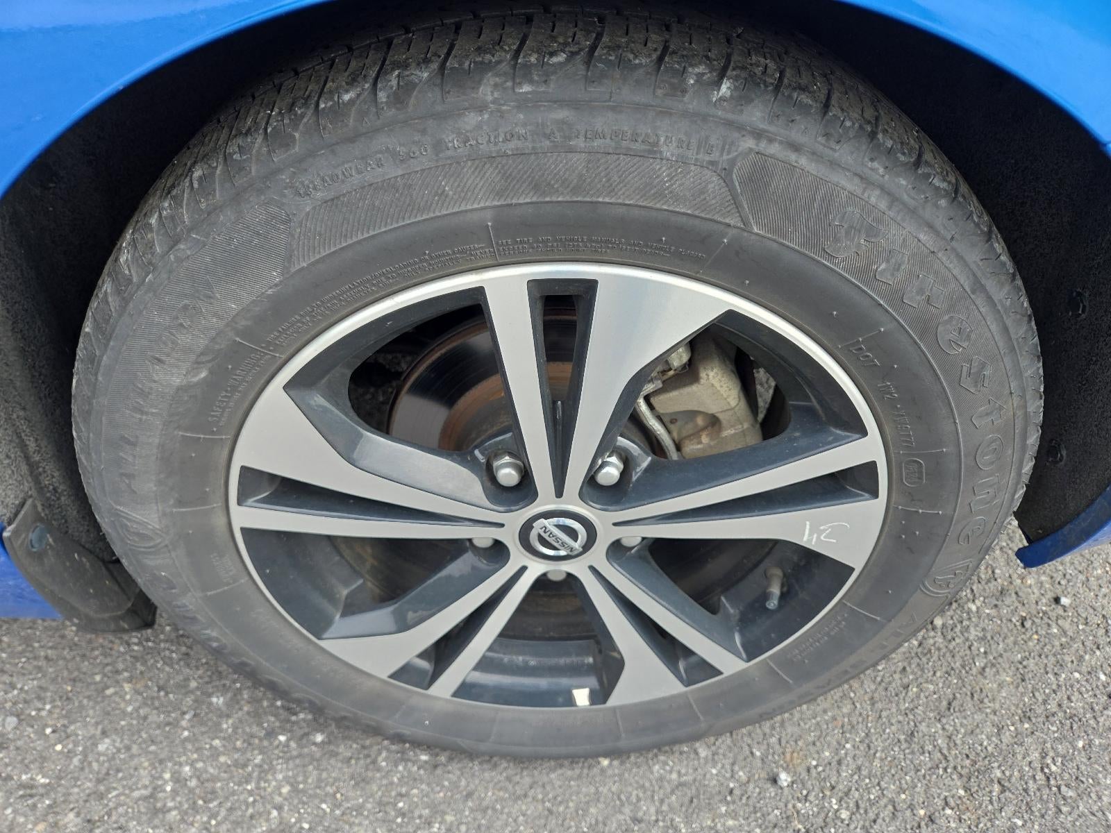 2023 Nissan Sentra SV CVT