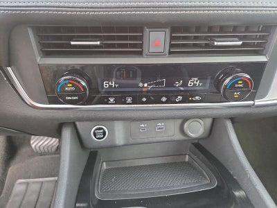 2023 Nissan Rogue AWD SV