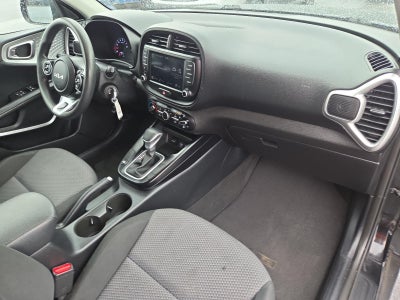 2022 Kia Soul LX IVT