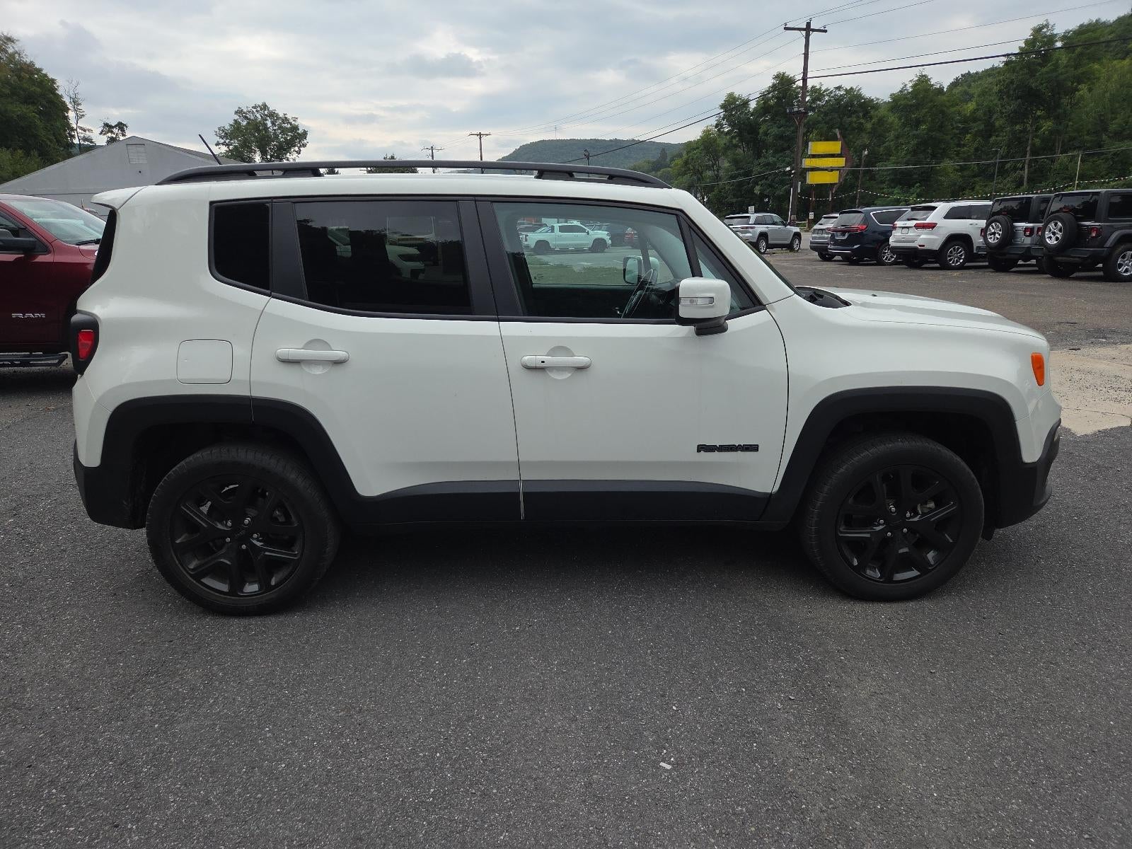 2017 Jeep Renegade Altitude 4x4