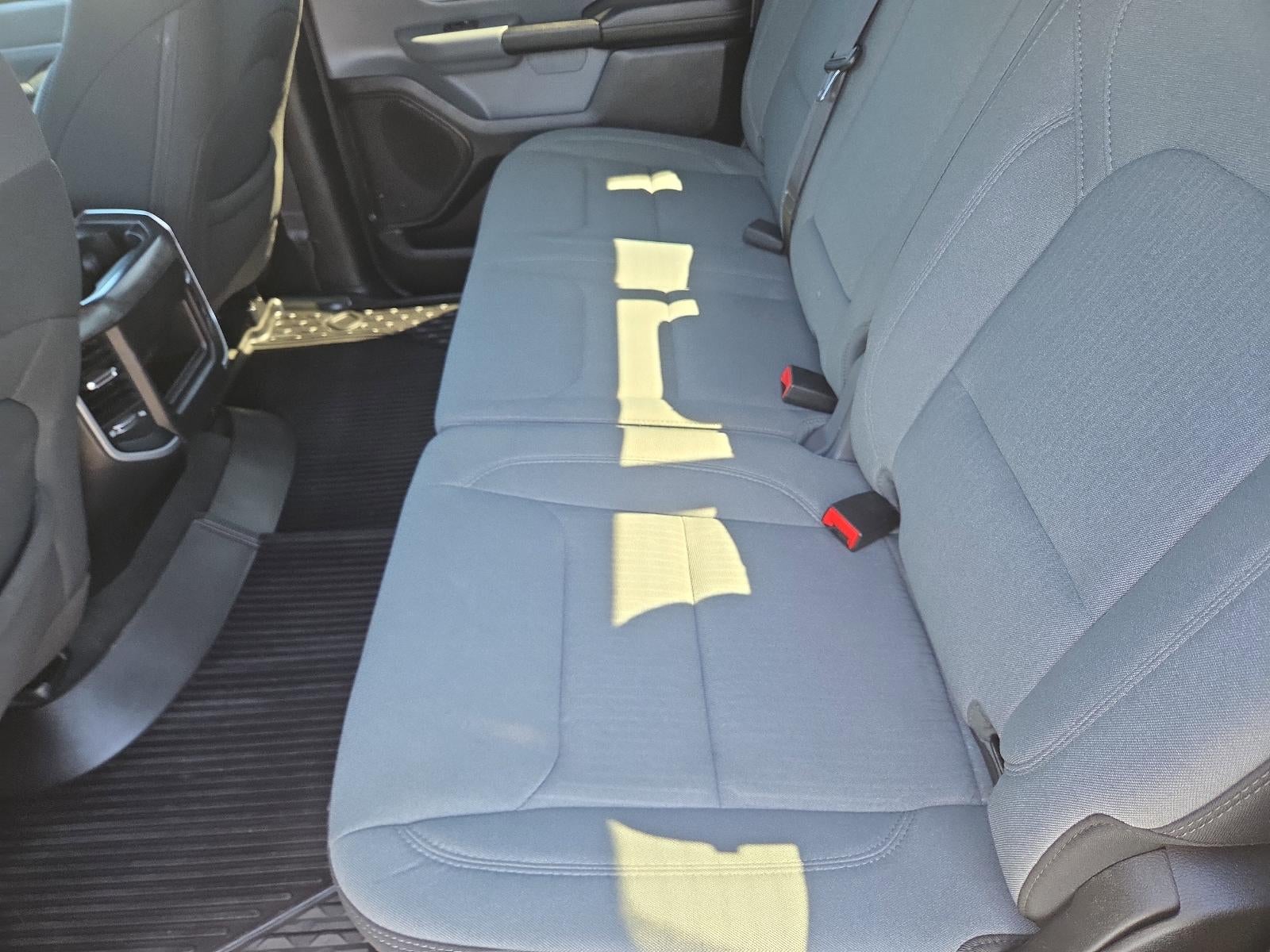 2021 RAM 1500 Big Horn 4x4 Crew Cab 5'7" Box