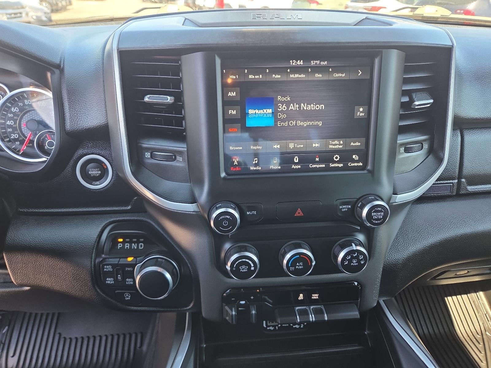 2021 RAM 1500 Big Horn 4x4 Crew Cab 5'7" Box