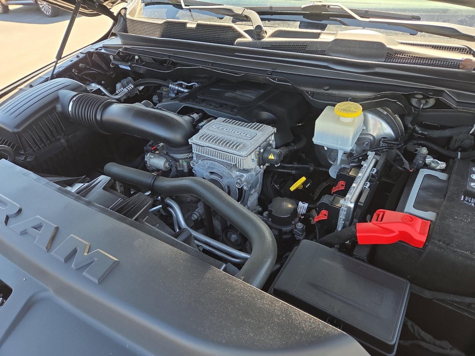 2021 RAM 1500 Big Horn 4x4 Crew Cab 5'7" Box