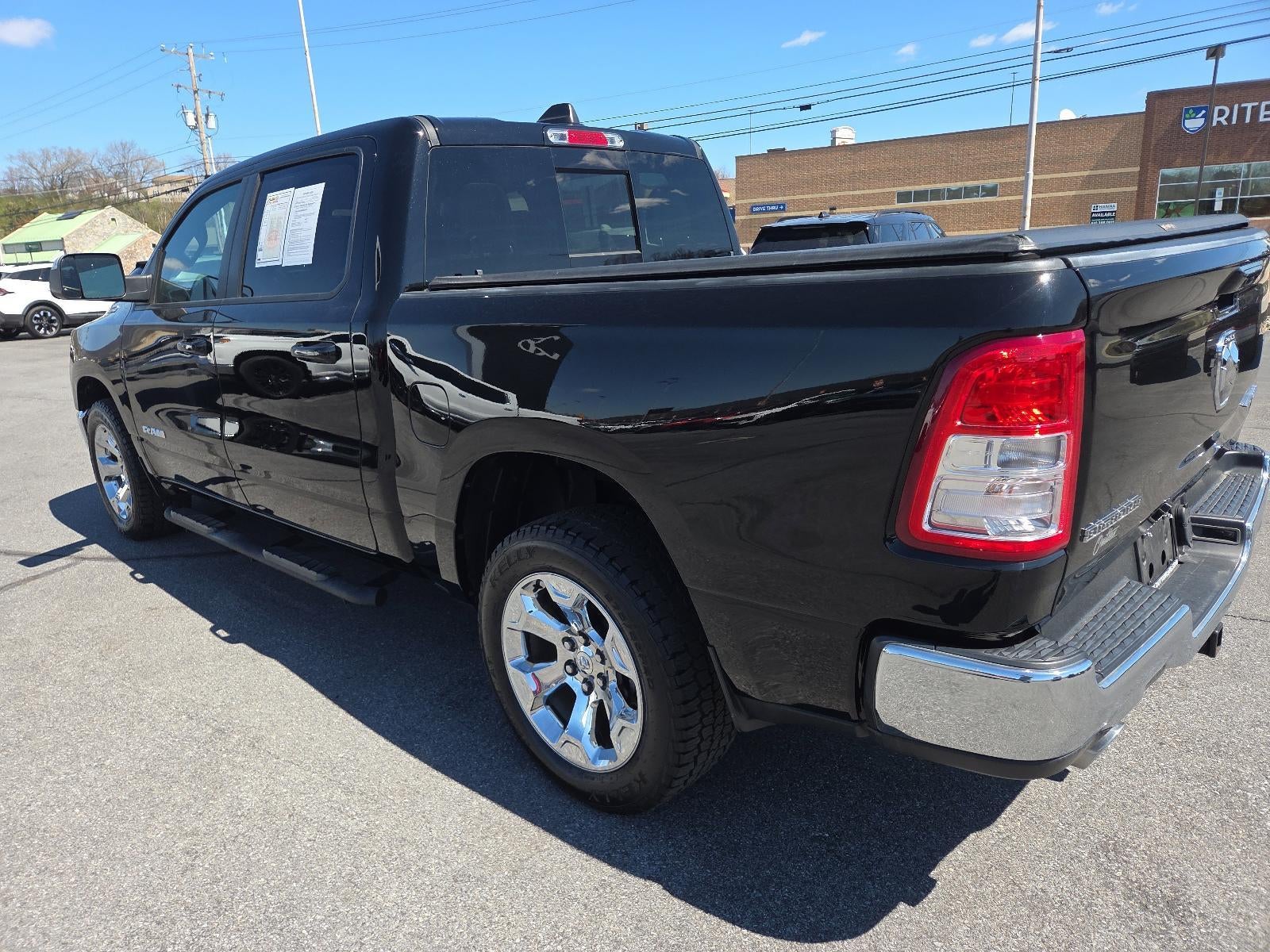 2021 RAM 1500 Big Horn 4x4 Crew Cab 5'7" Box