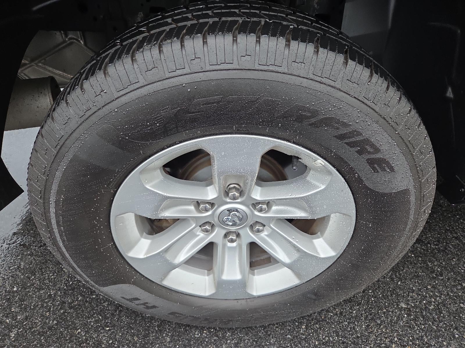 2024 RAM 1500 Laramie 4x4 Crew Cab 5'7" Box