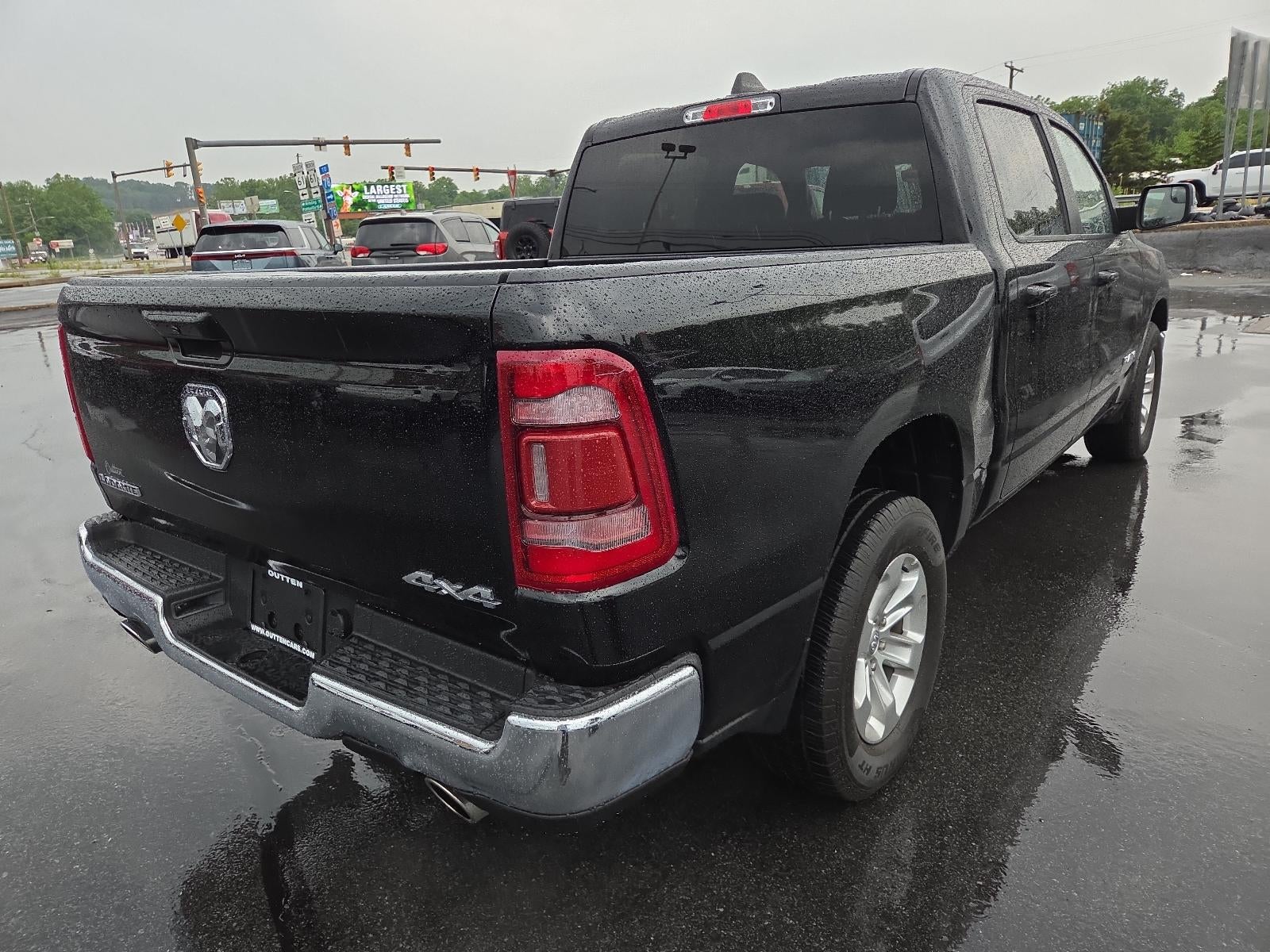 2024 RAM 1500 Laramie 4x4 Crew Cab 5'7" Box