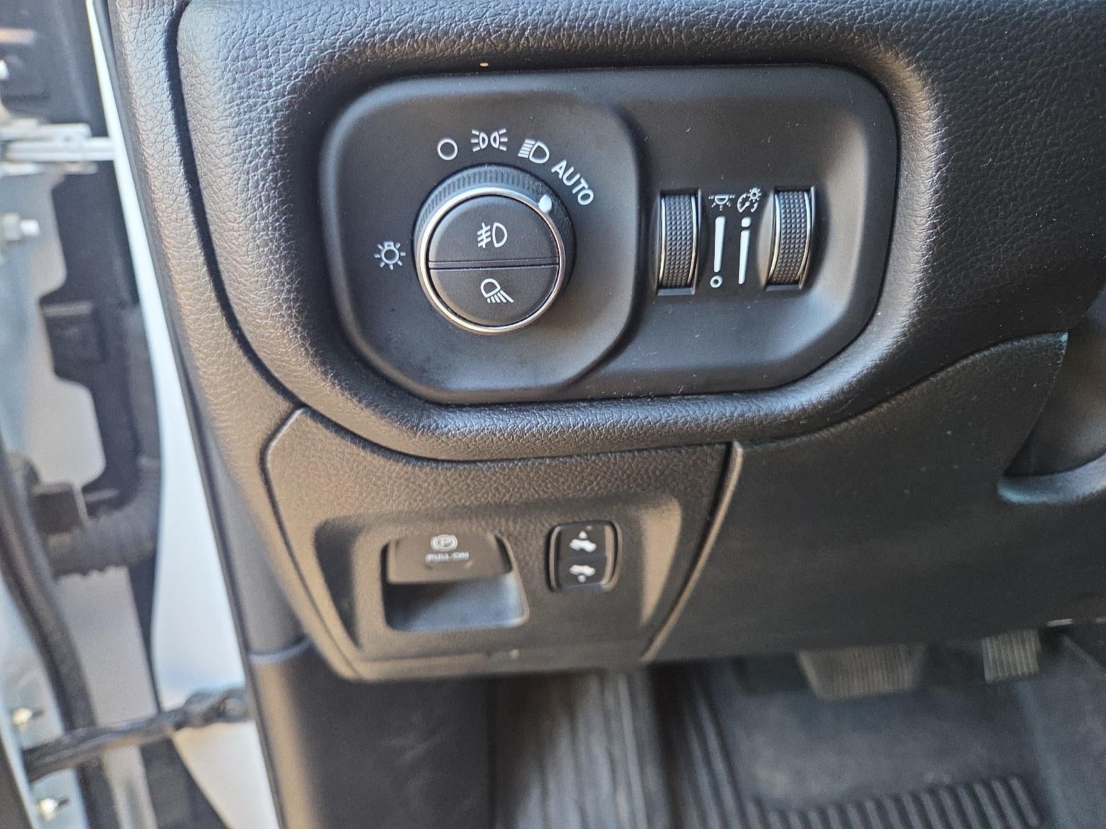 2025 RAM 1500 Rebel 4x4 Crew Cab 5'7" Box