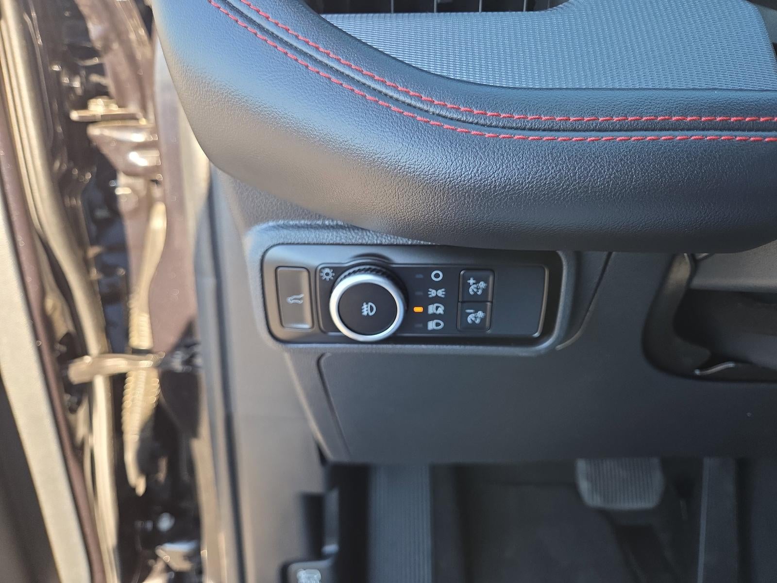 2025 Ford Explorer ST-Line 4WD