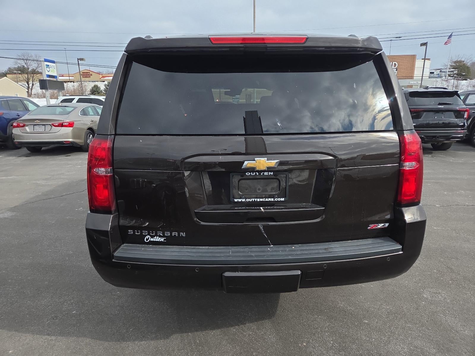 2018 Chevrolet Suburban 4WD 1500 LT