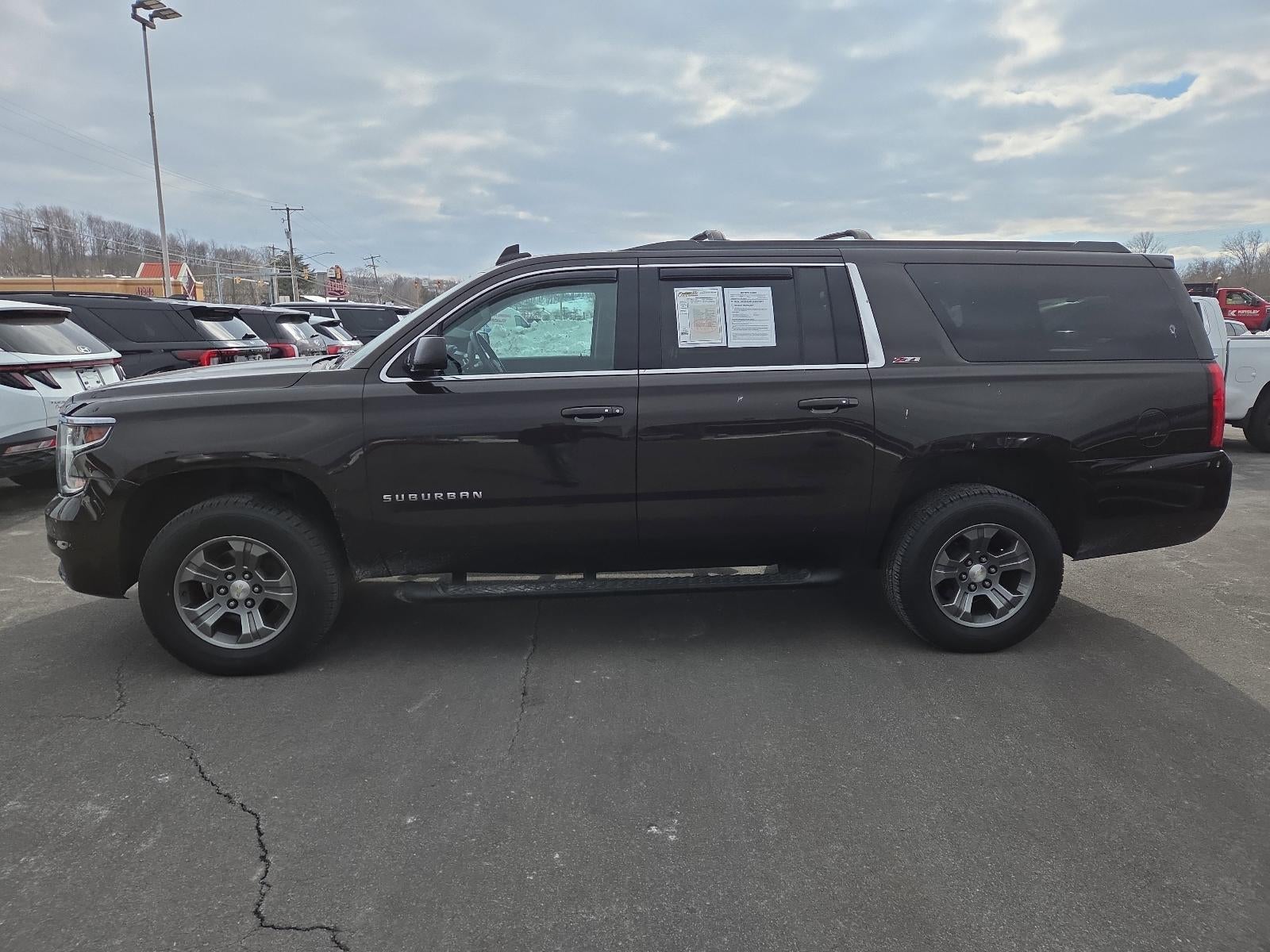 2018 Chevrolet Suburban 4WD 1500 LT