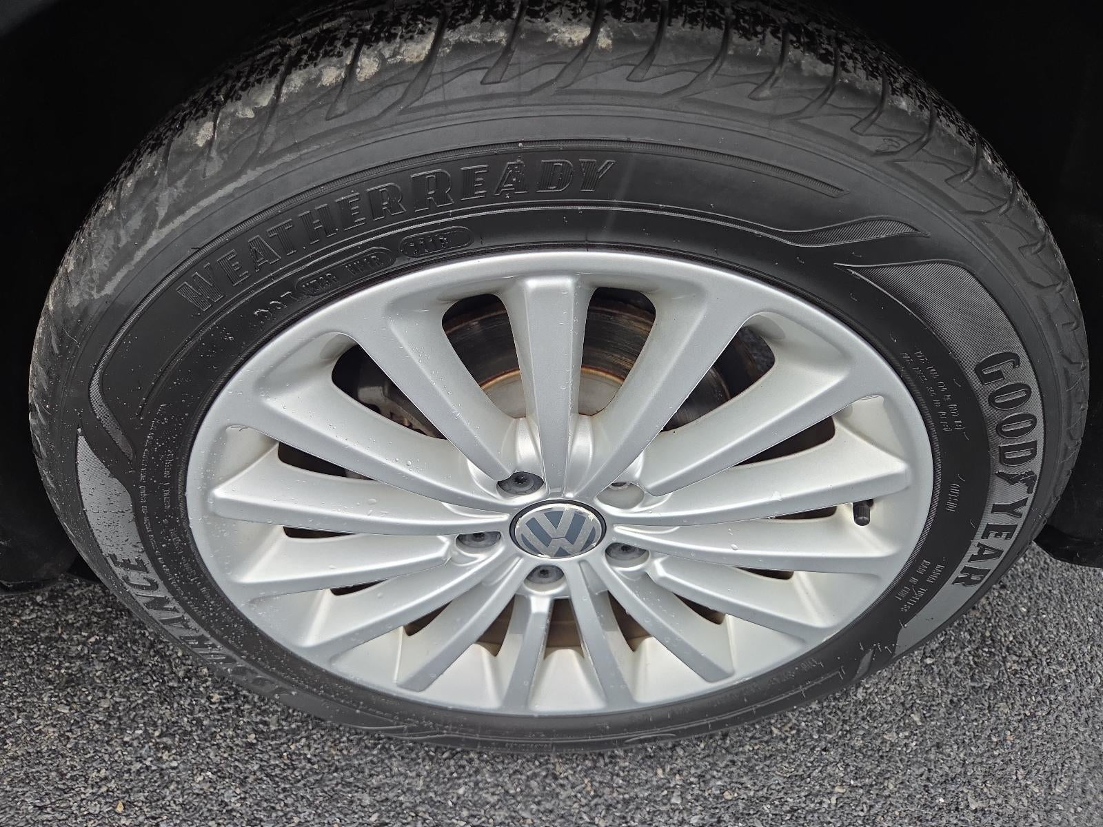 2016 Volkswagen Passat 4dr Sdn 1.8T Auto SE PZEV