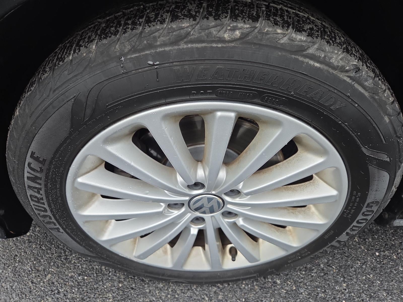 2016 Volkswagen Passat 4dr Sdn 1.8T Auto SE PZEV