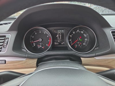 2016 Volkswagen Passat 4dr Sdn 1.8T Auto SE PZEV