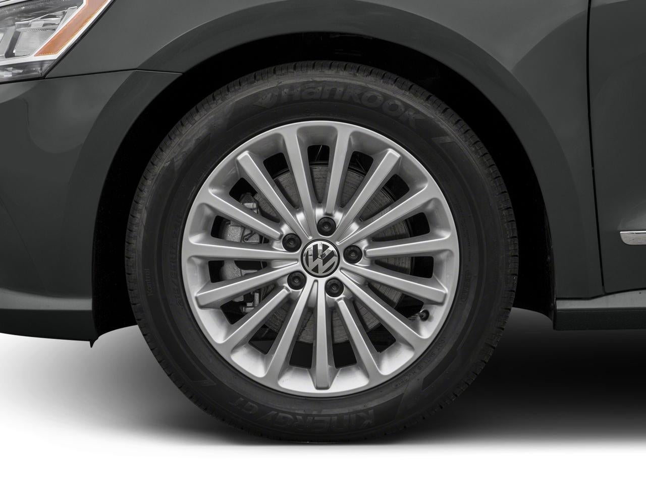 2016 Volkswagen Passat 4dr Sdn 1.8T Auto SE PZEV