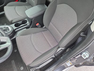 2023 Kia Forte LXS IVT
