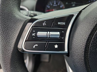 2023 Kia Forte LXS IVT