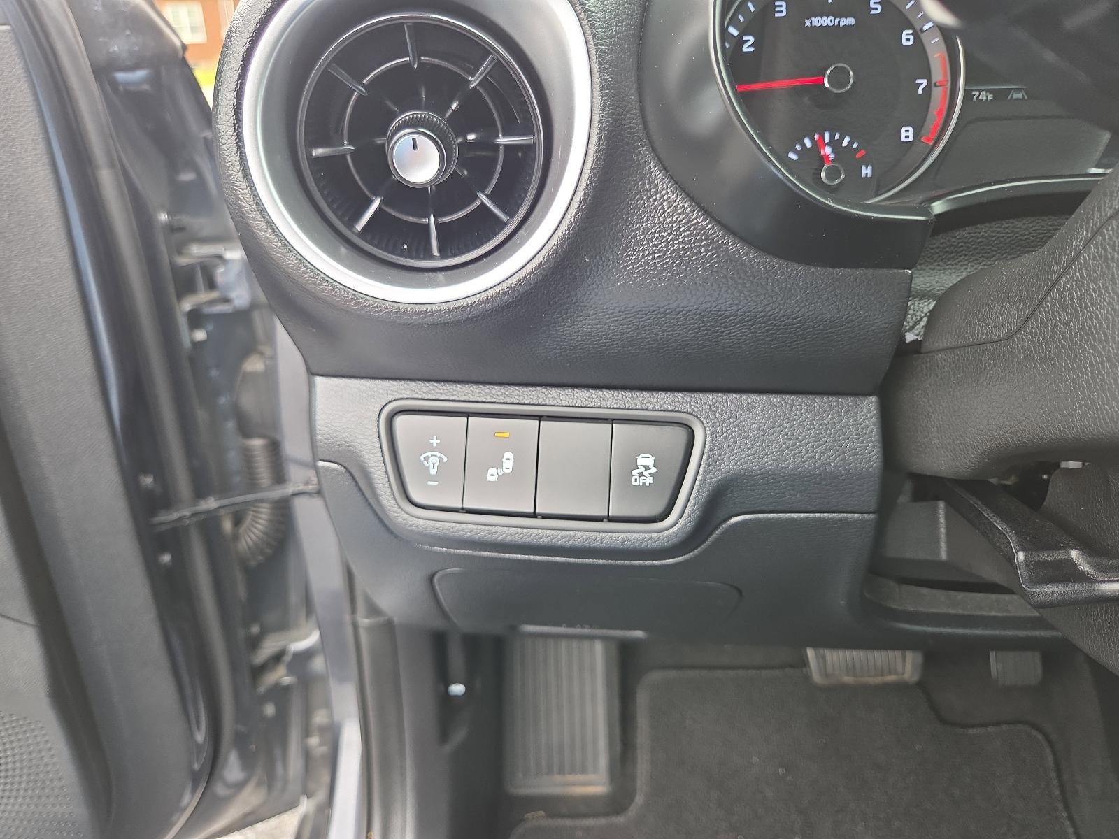 2023 Kia Forte LXS IVT