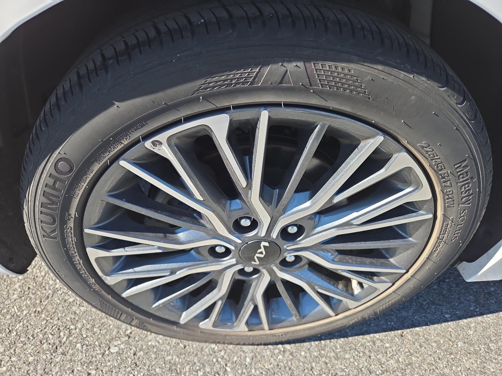 2024 Kia Forte GT-Line IVT