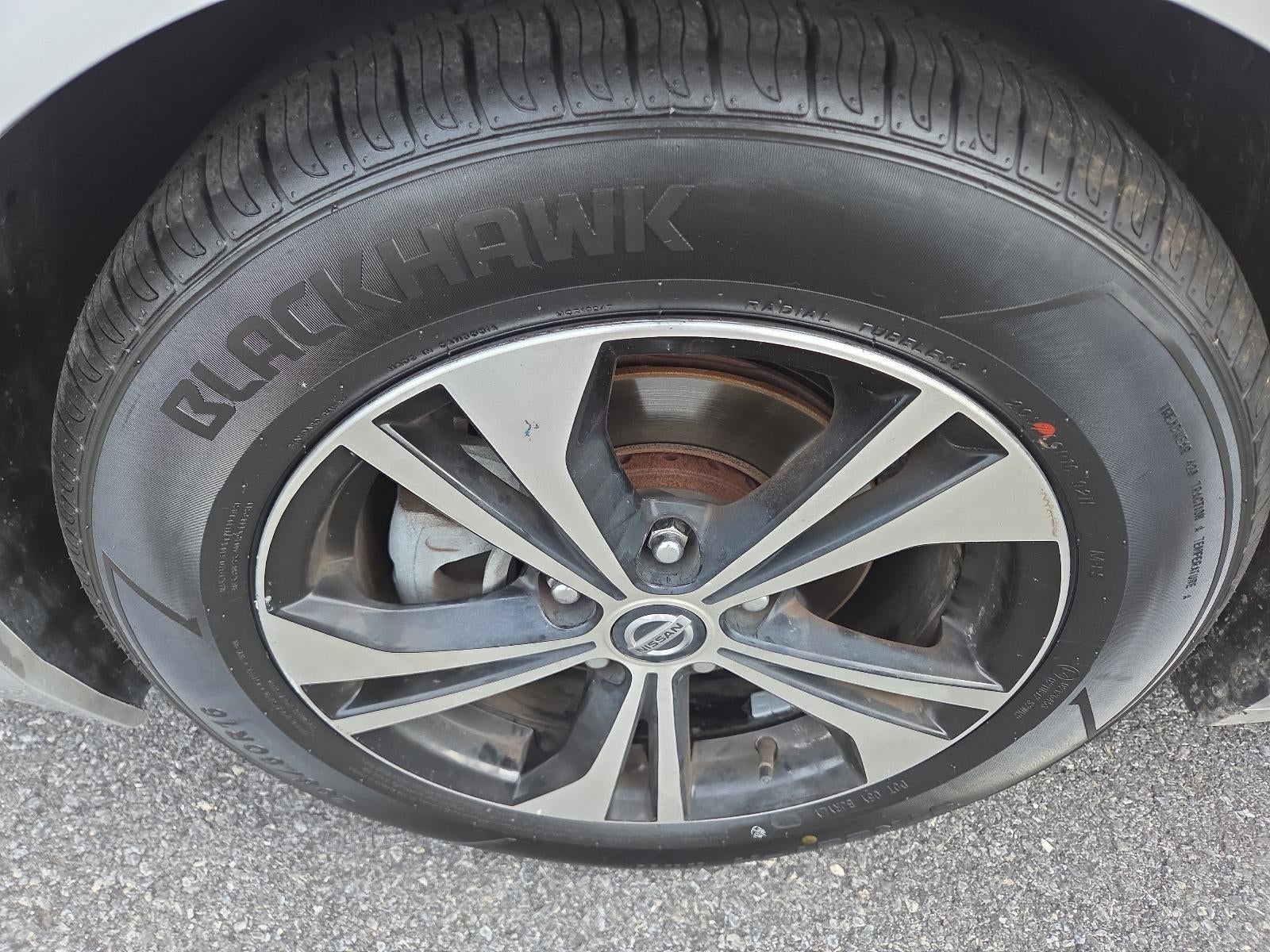 2023 Nissan Sentra SV CVT