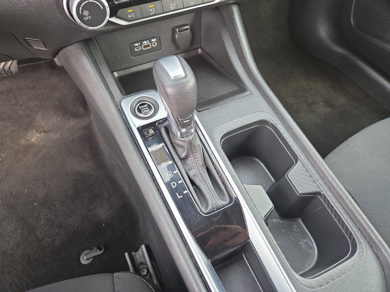 2023 Nissan Sentra SV CVT