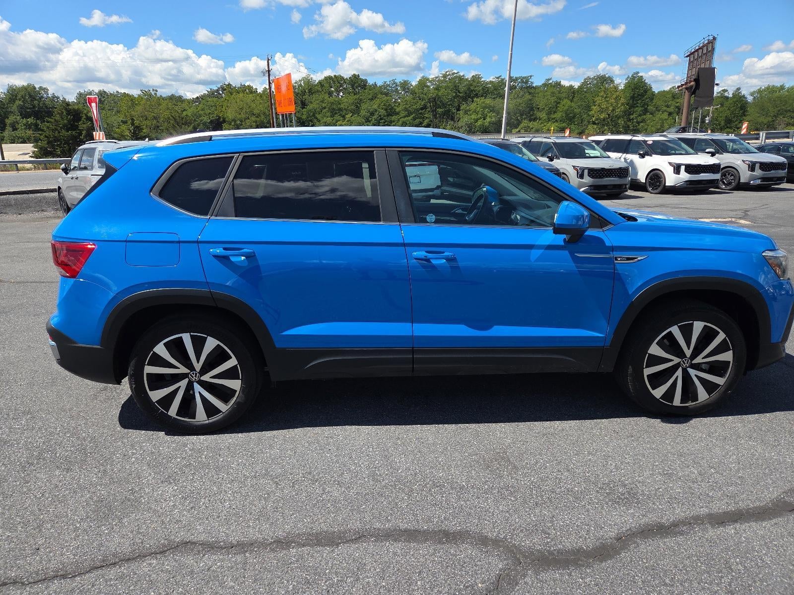 2023 Volkswagen Taos SE 4MOTION *Ltd Avail*