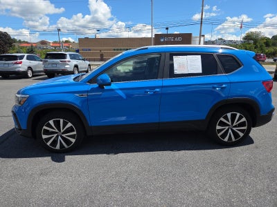 2023 Volkswagen Taos SE 4MOTION *Ltd Avail*