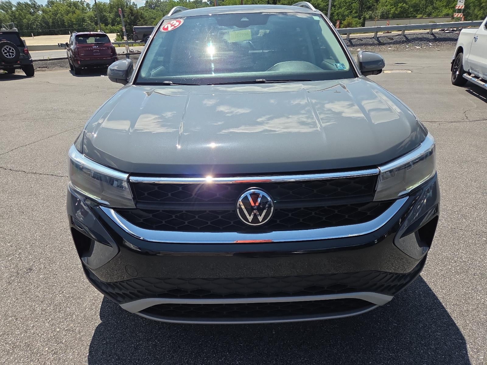 2023 Volkswagen Taos SE 4MOTION