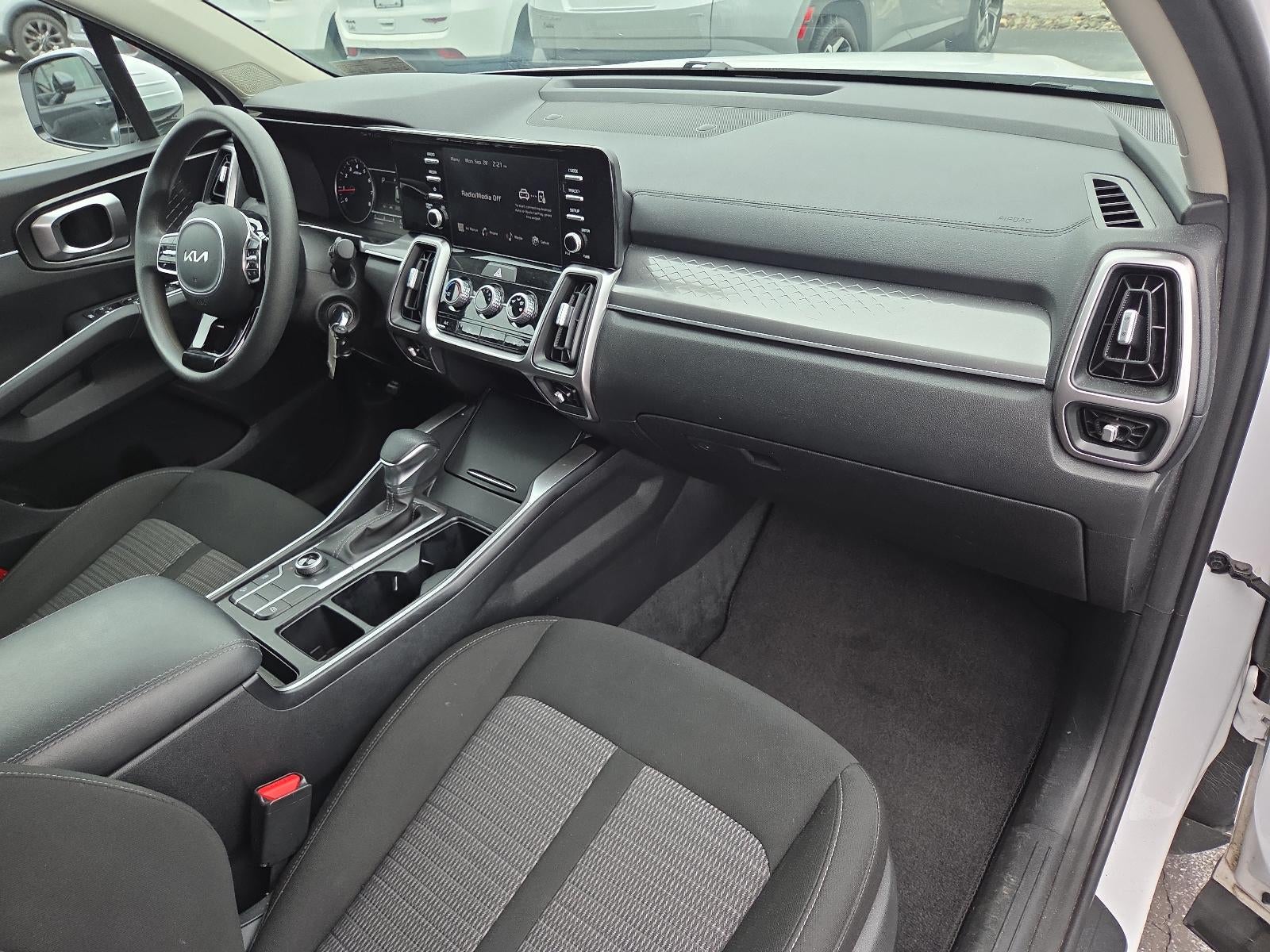 2023 Kia Sorento LX AWD