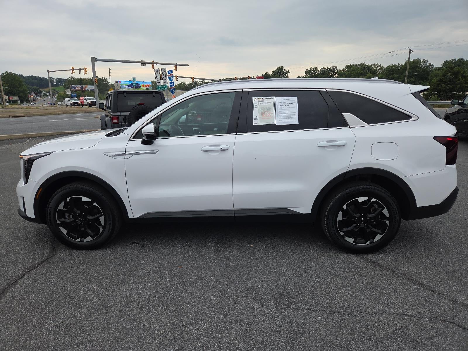 2025 Kia Sorento S AWD