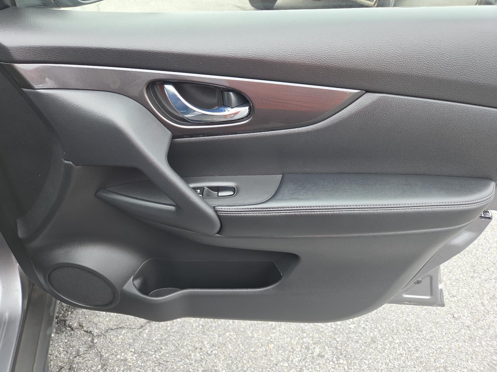 2020 Nissan Rogue AWD SV