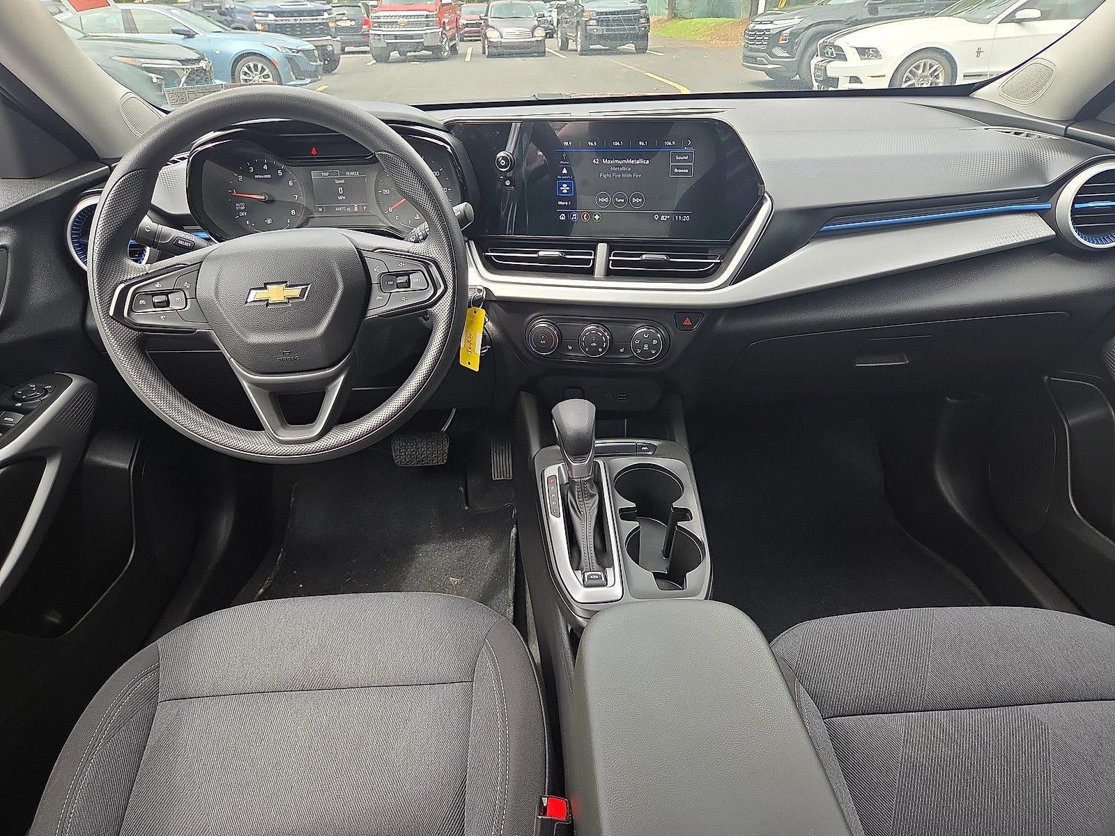 2024 Chevrolet Trax FWD 4dr LS