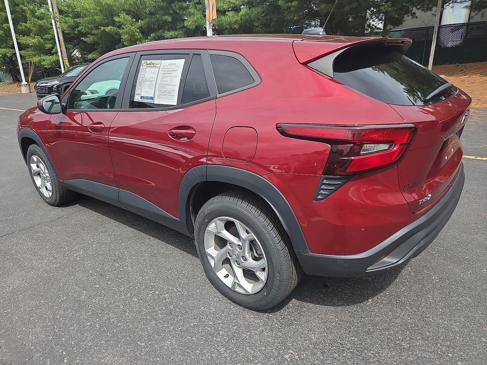2024 Chevrolet Trax FWD 4dr LS