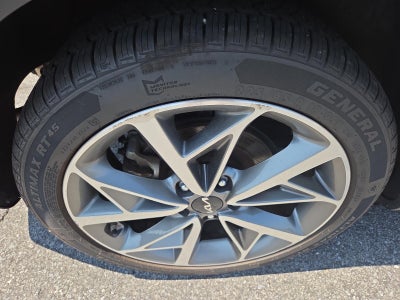 2022 Kia Niro Touring SE FWD