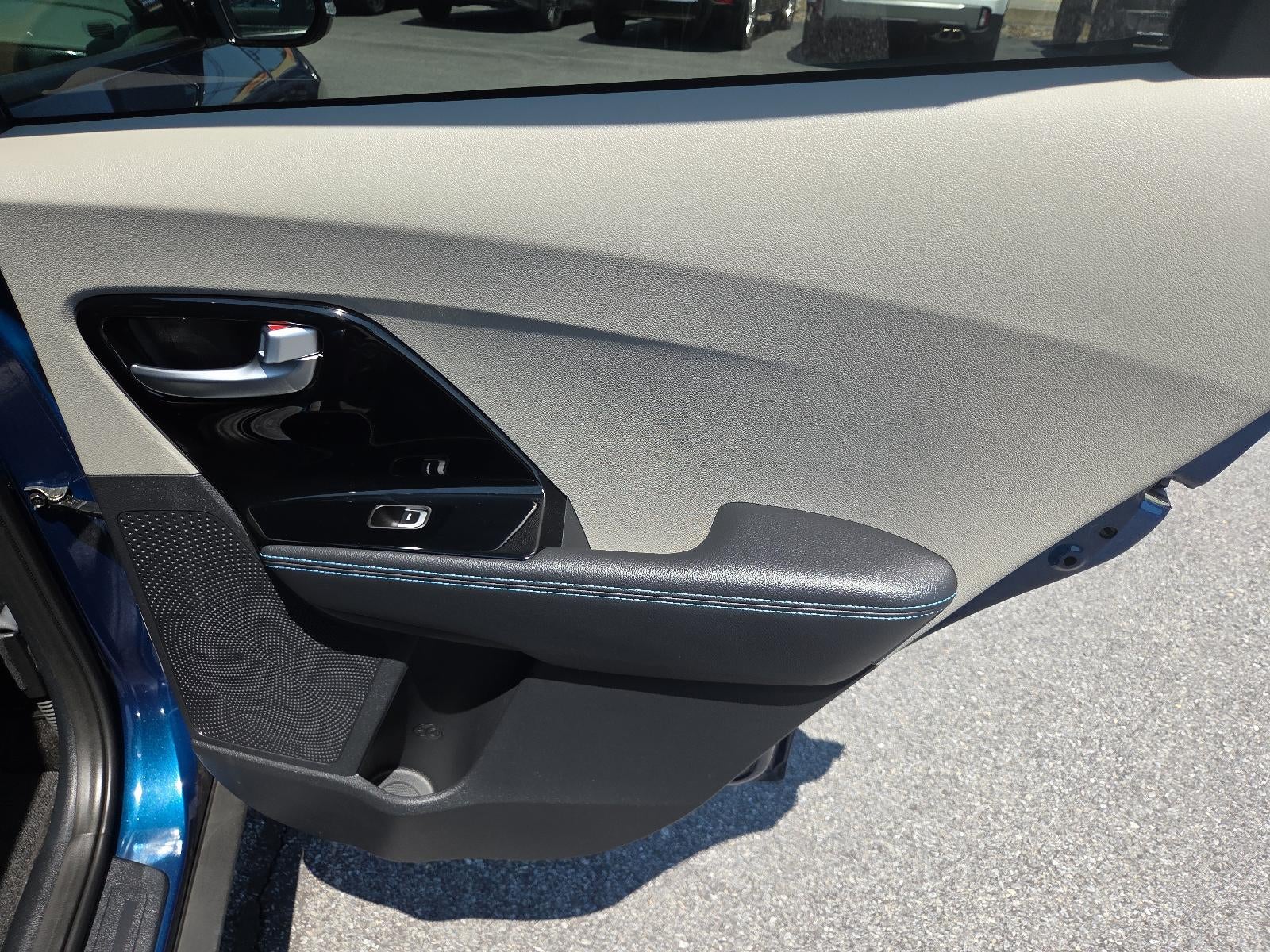 2022 Kia Niro Touring SE FWD