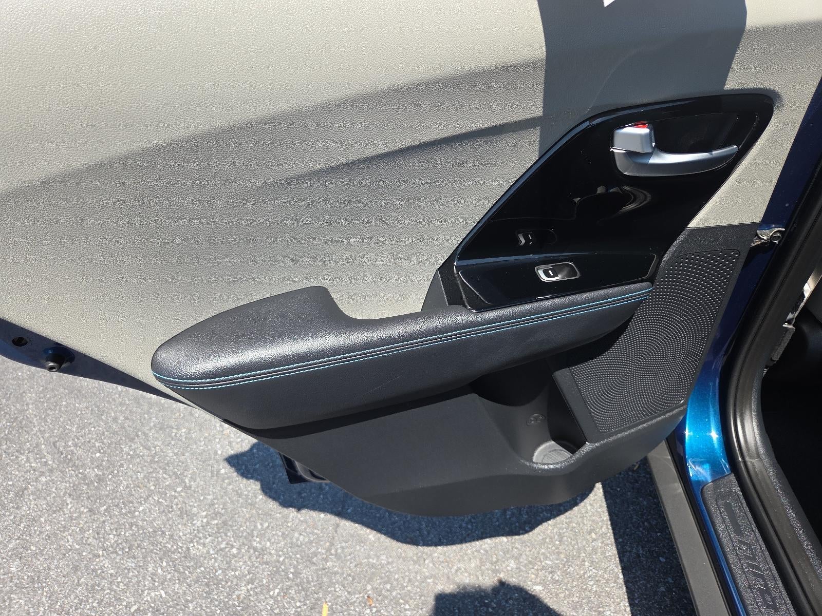2022 Kia Niro Touring SE FWD