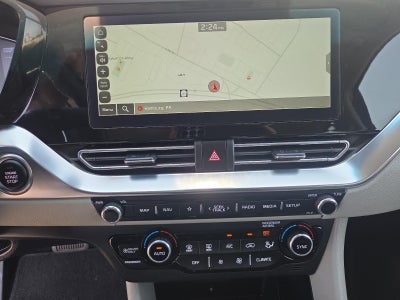2022 Kia Niro Touring SE FWD