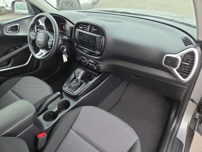 2023 Kia Soul LX IVT