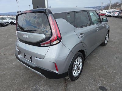 2023 Kia Soul LX IVT