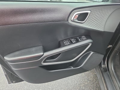 2022 Kia Soul LX IVT