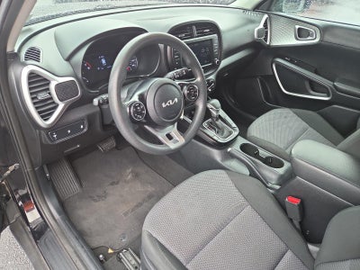 2022 Kia Soul LX IVT