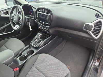 2022 Kia Soul LX IVT