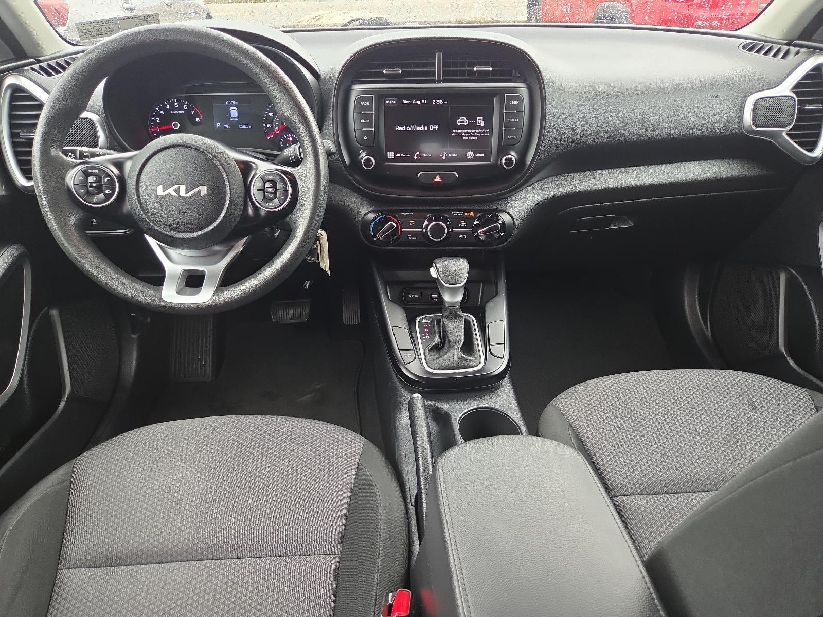 2022 Kia Soul LX IVT